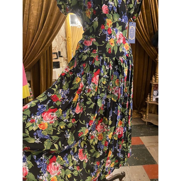 1980s midi dress, black floral rayon, 80s does 40s, 1940s style, medium, scarlet - Picture 3 of 10